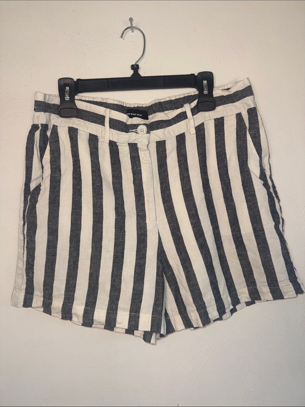 Who What Wear Black & White Vertical Stripe Linen-Blend Shorts